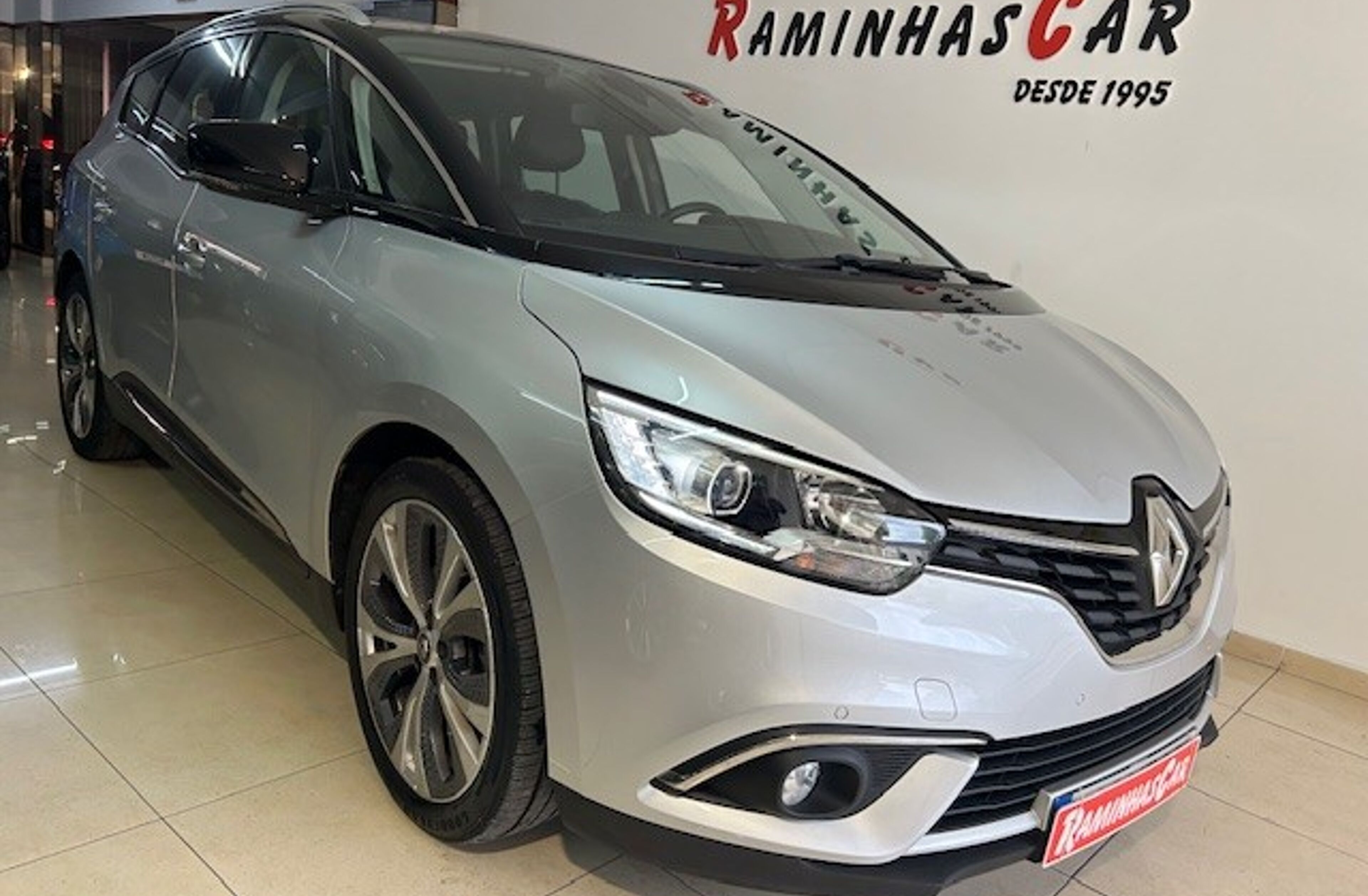 RENAULT Scénic 1.5 dCi Intens Hybrid Assist SS