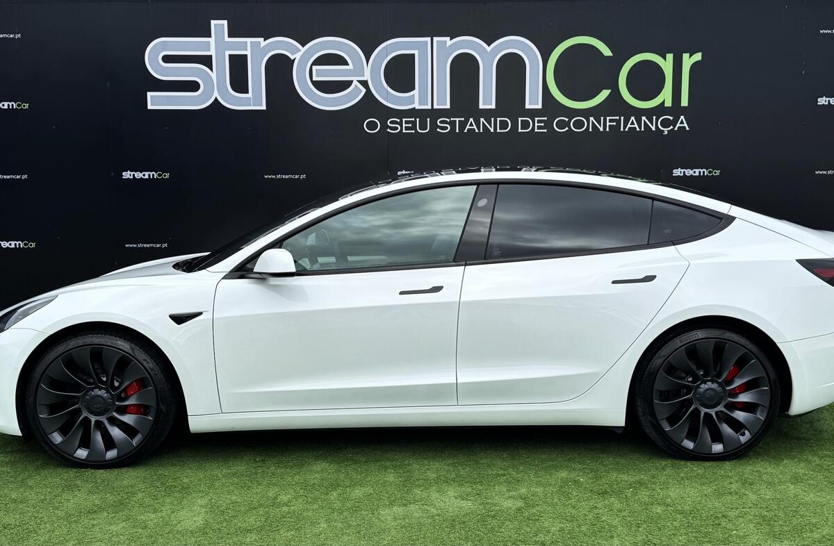 TESLA Model 3 Performance Dual Motor AWD