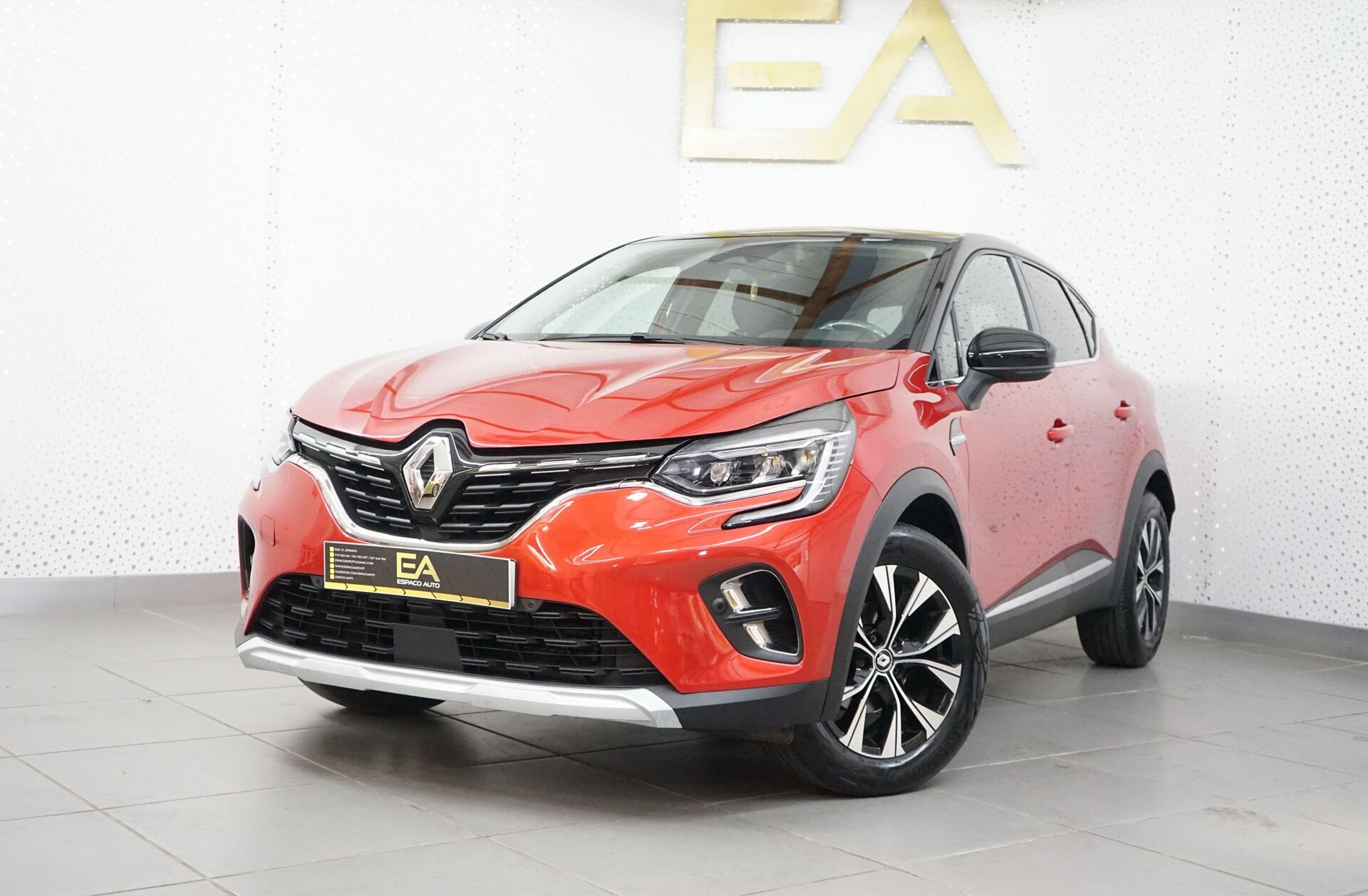 RENAULT Captur 1.0 TCe Intens