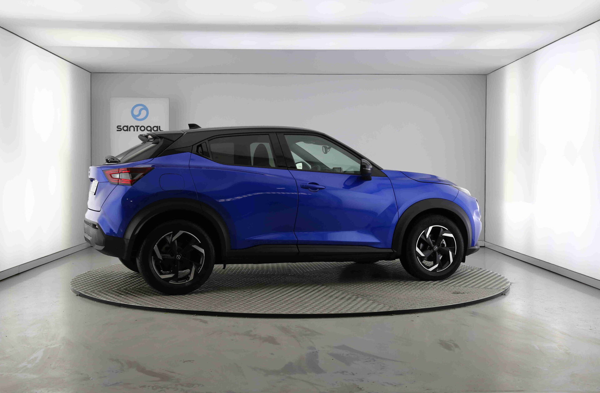 NISSAN Juke 1.0 DIG-T N-Connecta NAV.+TwoTone NC DCT