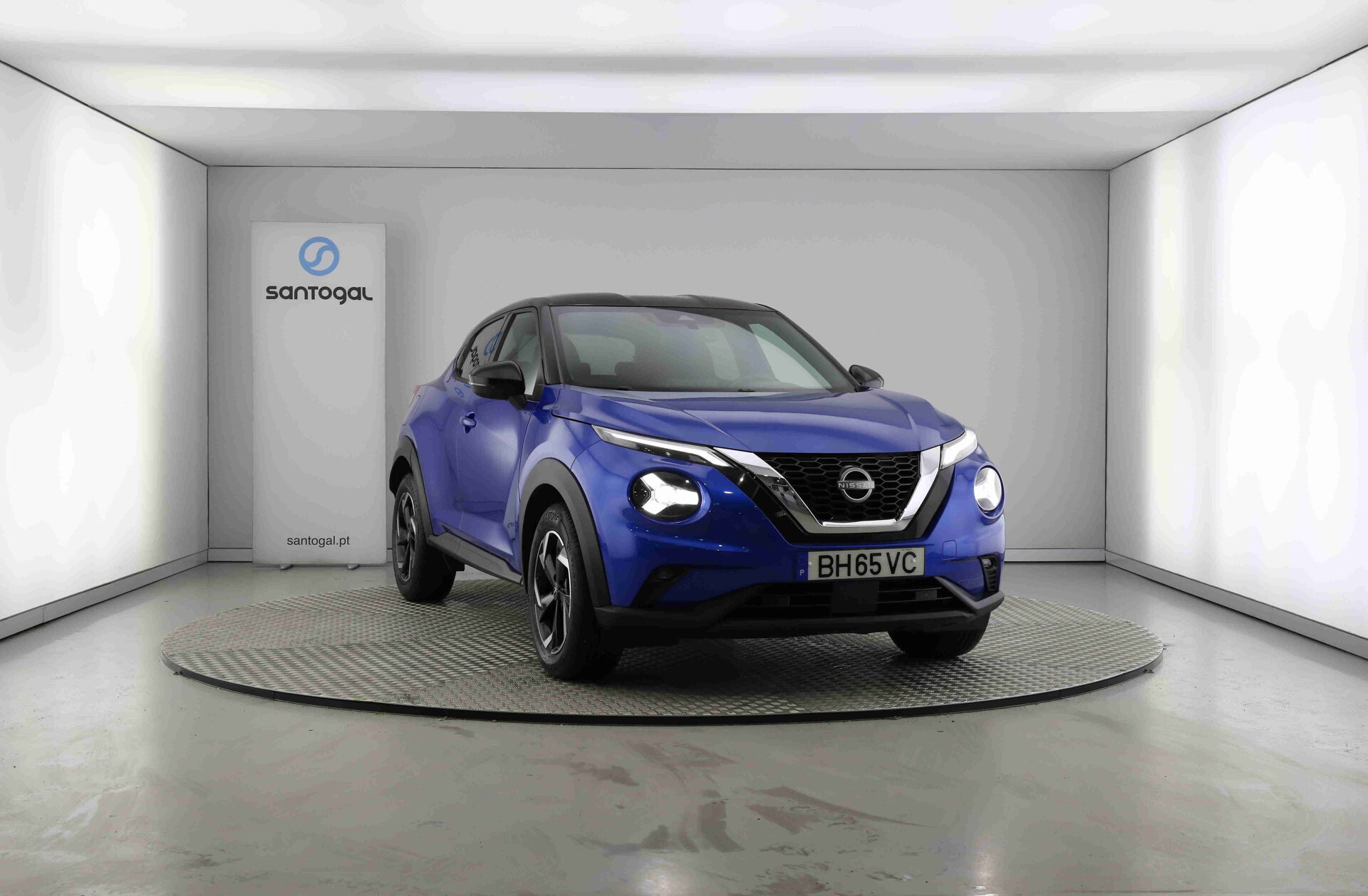 NISSAN Juke 1.0 DIG-T N-Connecta NAV.+TwoTone NC DCT