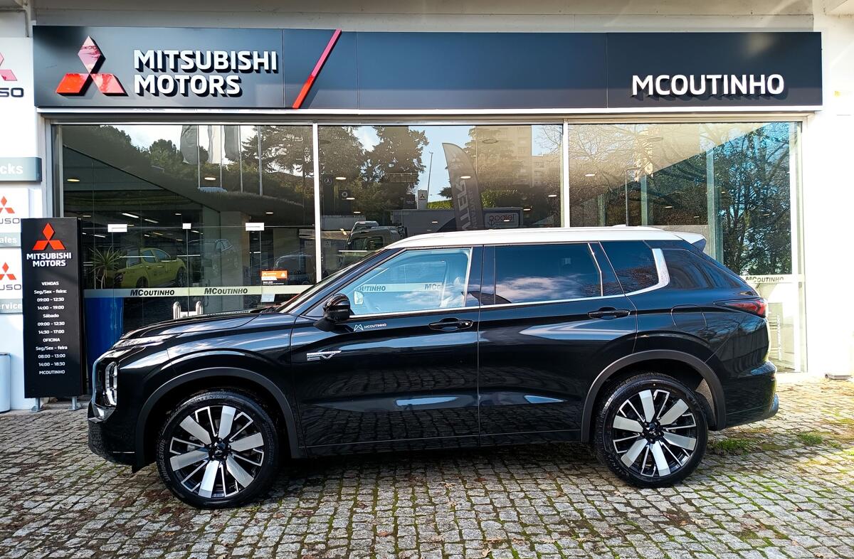 MITSUBISHI Outlander 2.4 PHEV Instyle