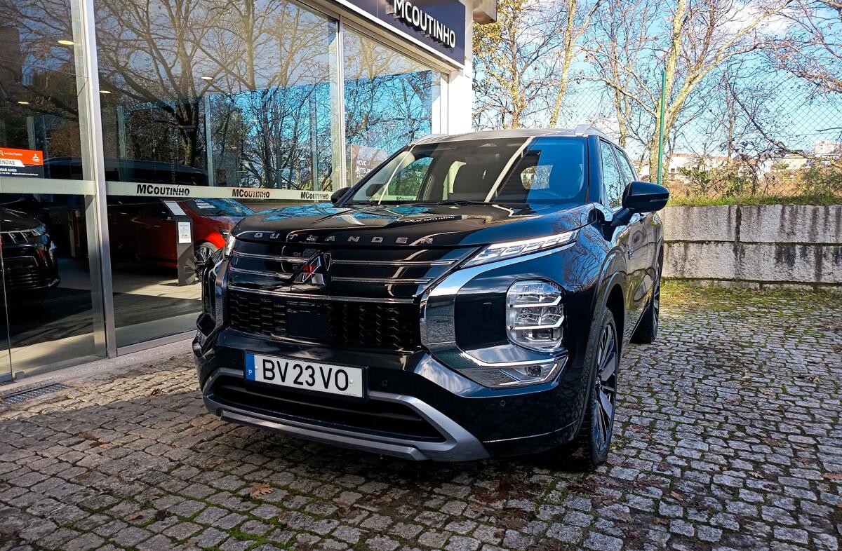 MITSUBISHI Outlander 2.4 PHEV Instyle