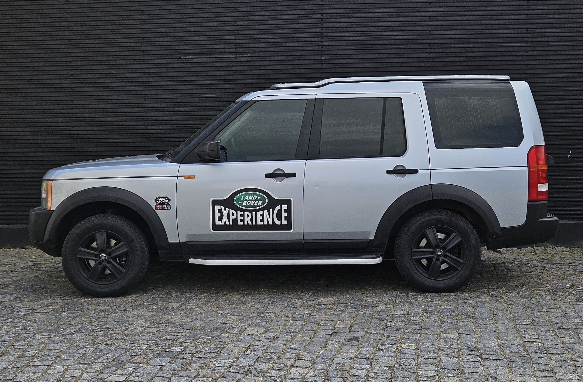 LAND ROVER Discovery 3 2.7 TD V6 HSE Auto.