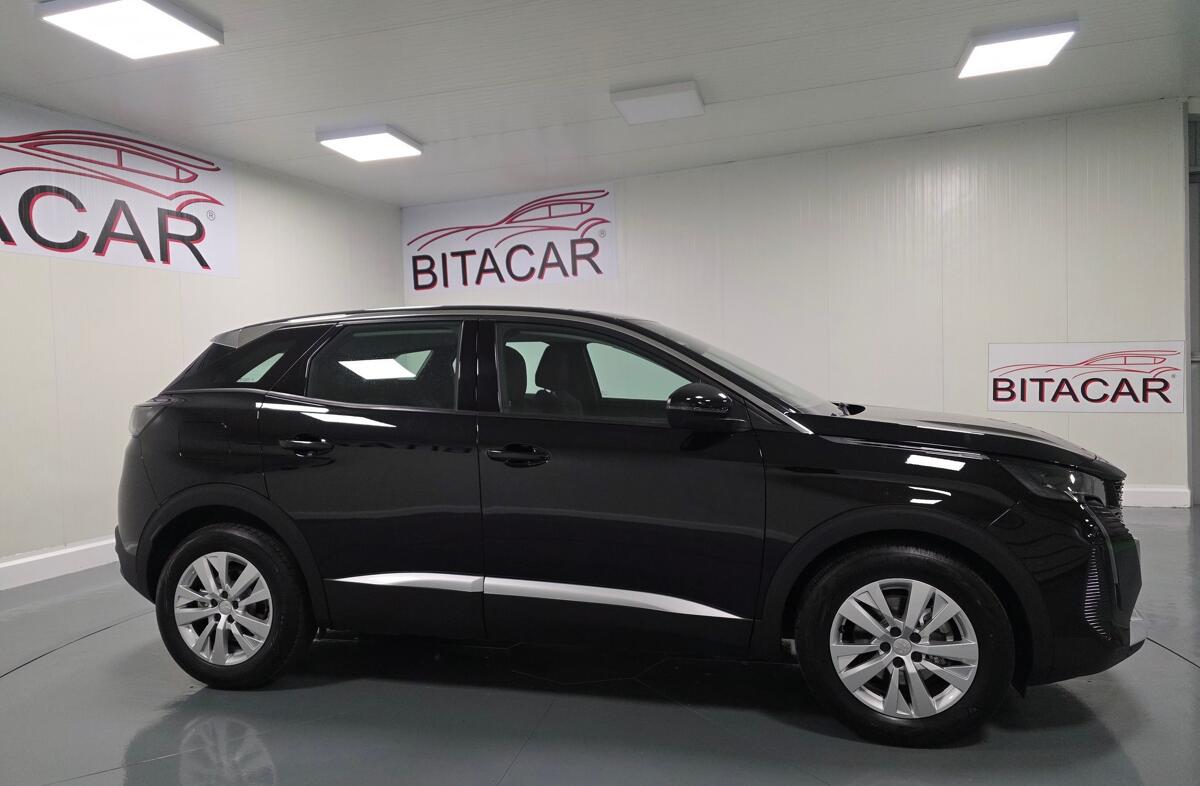 PEUGEOT 3008 1.5 BlueHDi Allure