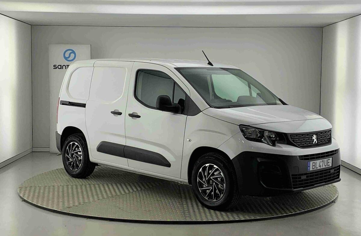 PEUGEOT Partner e- 50 kWh Standard