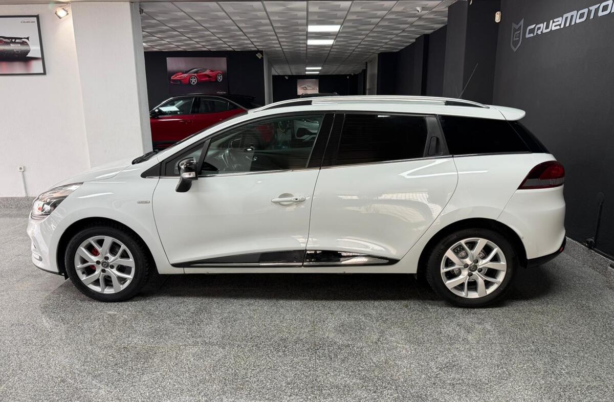 RENAULT Clio ST 0.9 TCe Zen