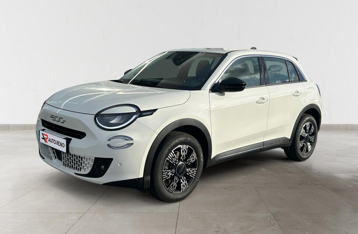 FIAT 600 1.2 Hybrid