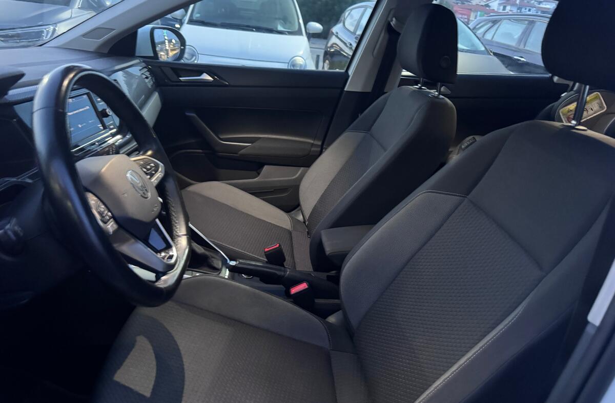 VOLKSWAGEN Taigo 1.0 TSI R-Line DSG