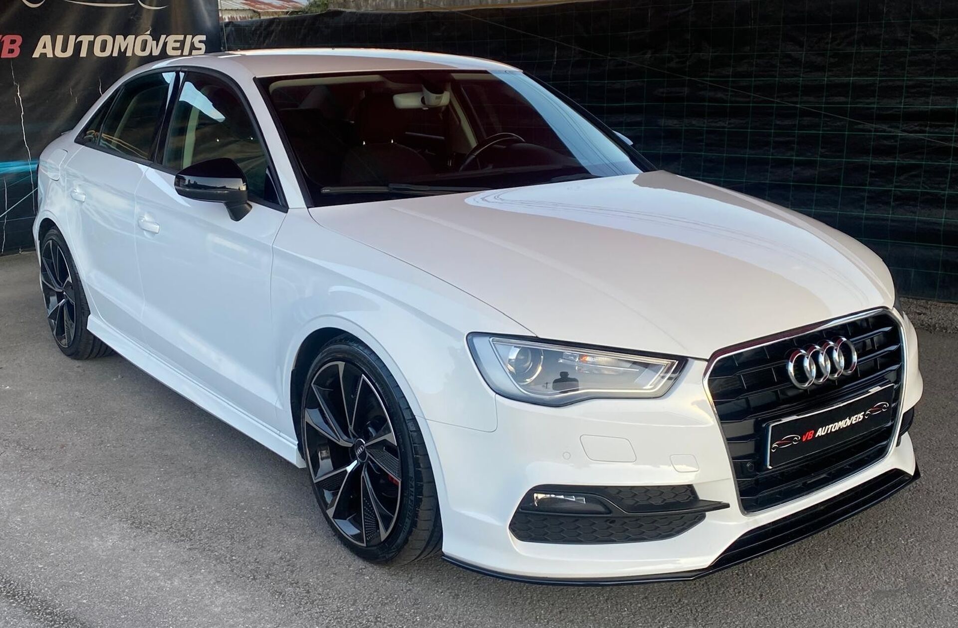 AUDI A3 1.6 TDI S-line
