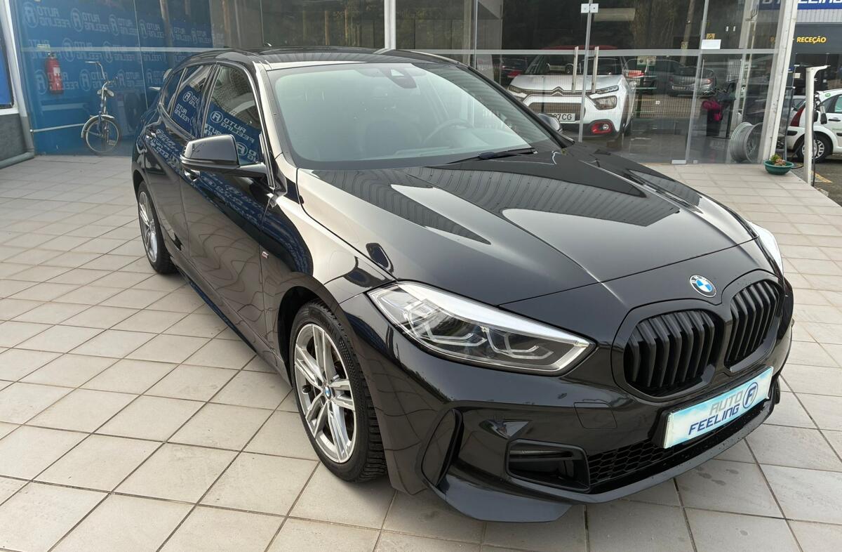 BMW Serie-1 116 d Pack Desportivo M Auto