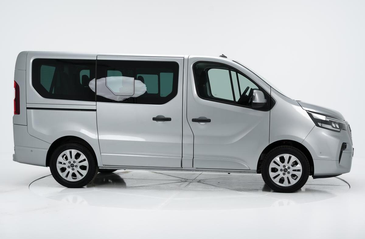 NISSAN Primastar 2.0 dCi L2H1 Acenta