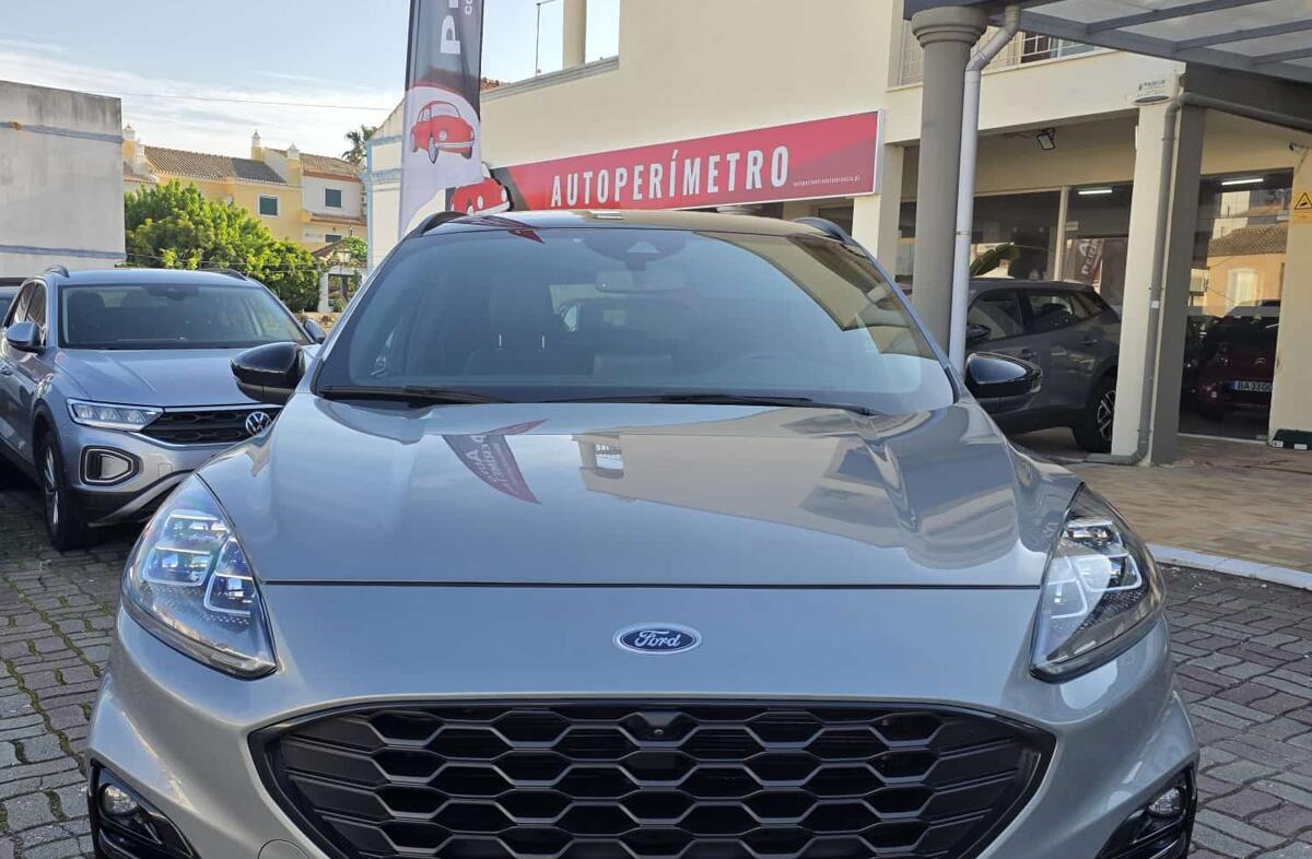 FORD Kuga 1.5 EcoBoost ST-Line X