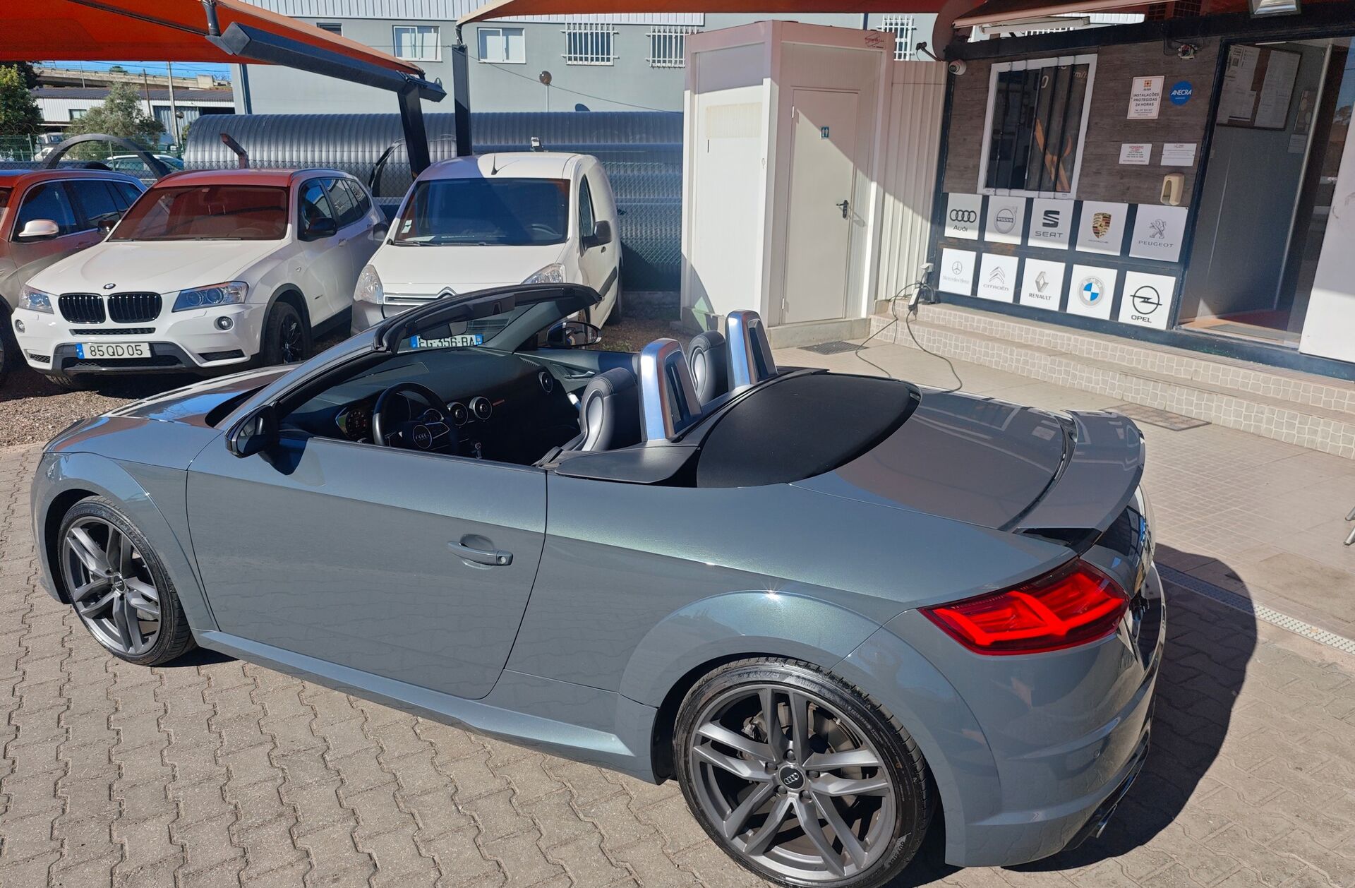 AUDI TT 2.0 TFSI quattro S tronic
