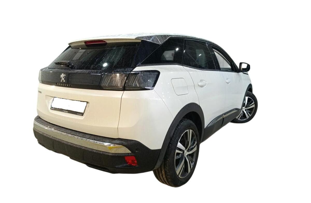 PEUGEOT 3008 1.5 BlueHDi Allure Pack