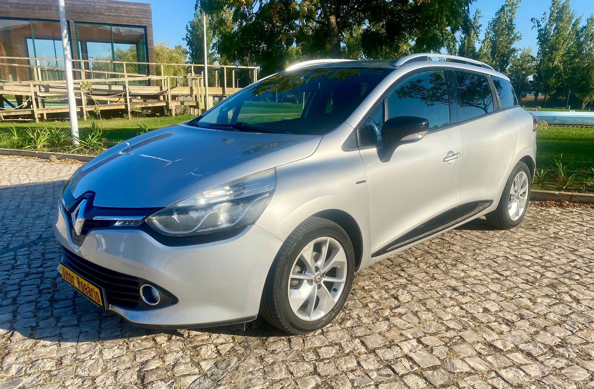 RENAULT Clio 1.5 dCi Limited