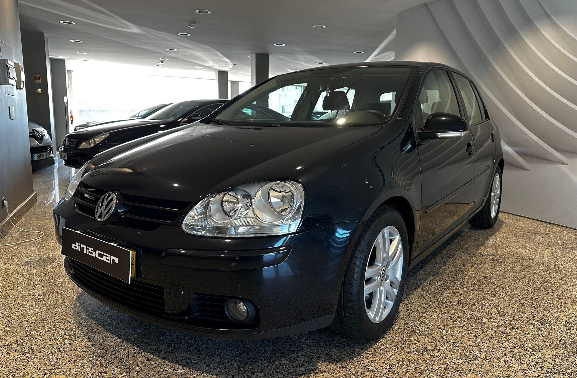 VOLKSWAGEN Golf V. 1.9 TDi BlueM. Confortline