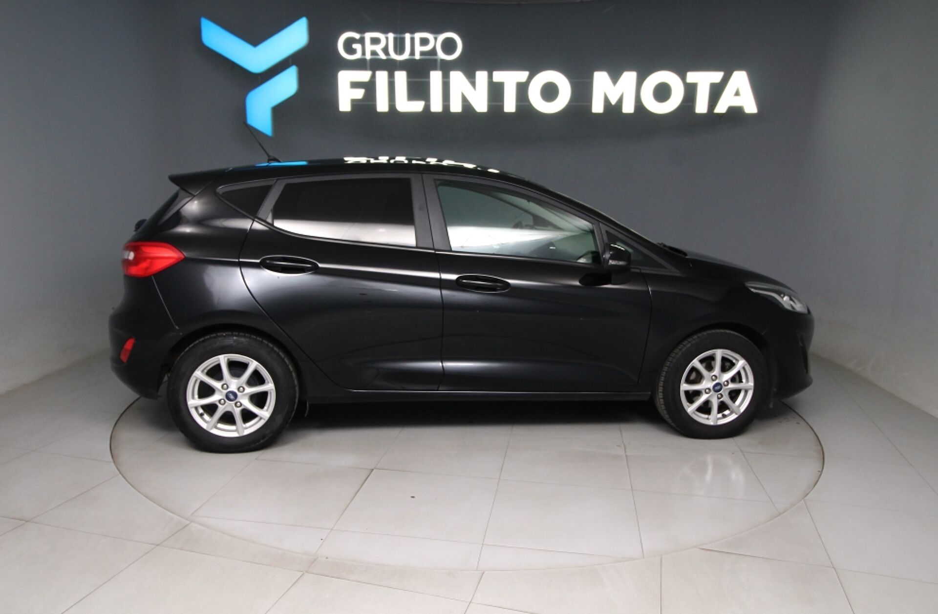 FORD Fiesta 1.1 Ti-VCT Business