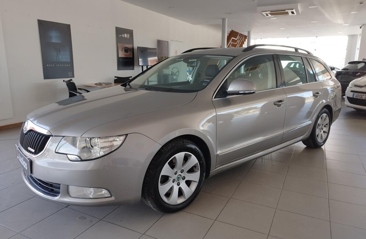SKODA Superb 1.6 TDi Ambition