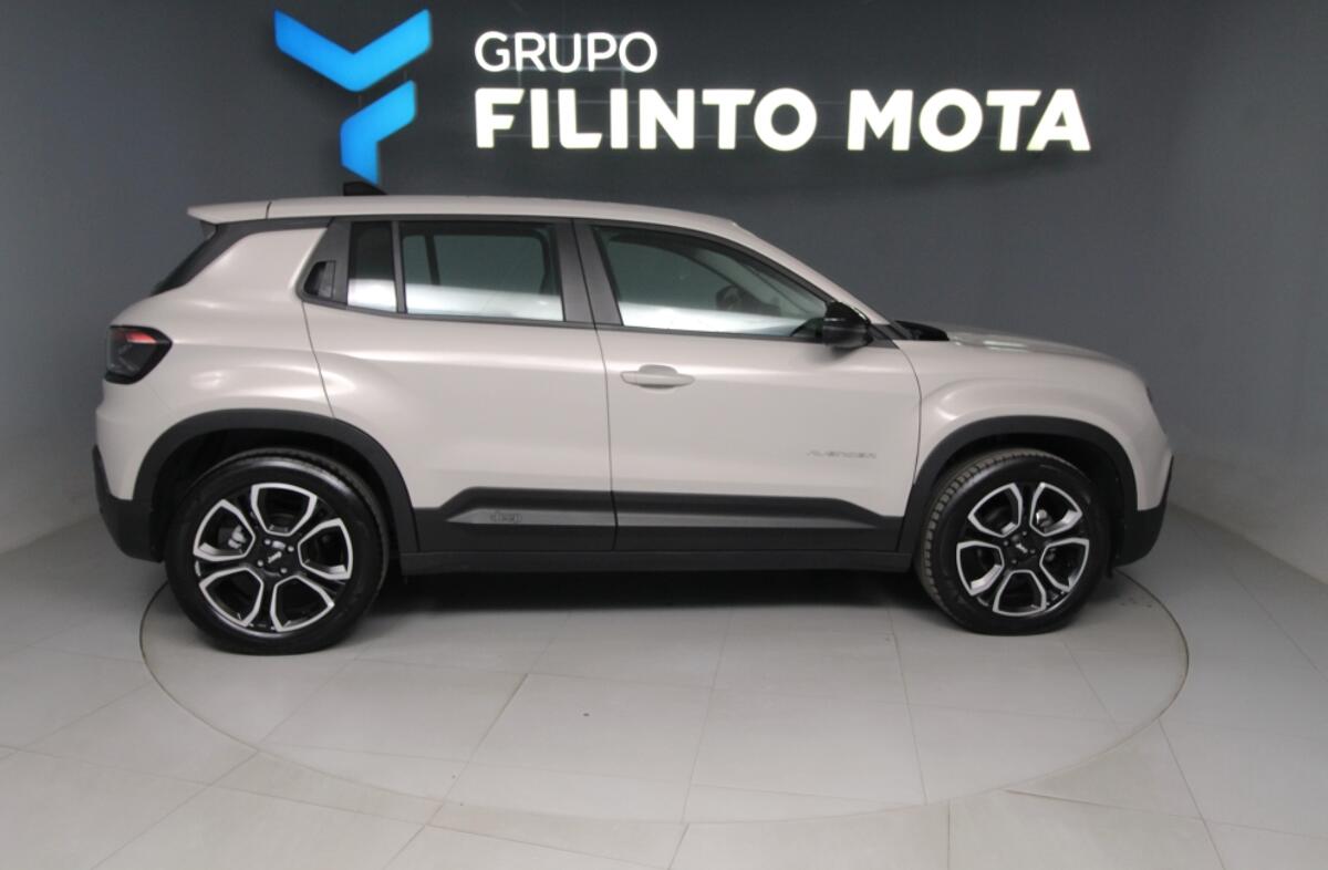 JEEP Avenger 1.2 GSE T3 Altitude