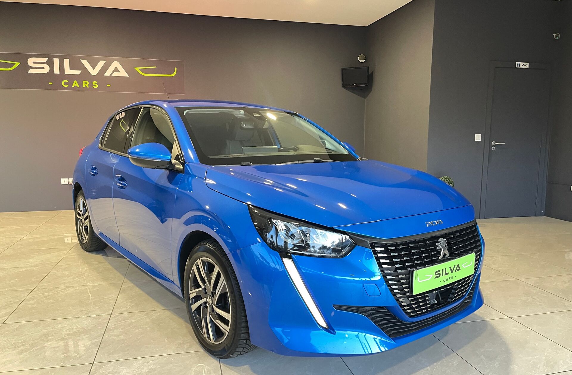 PEUGEOT 208 1.2 PureTech Allure Pack EAT8