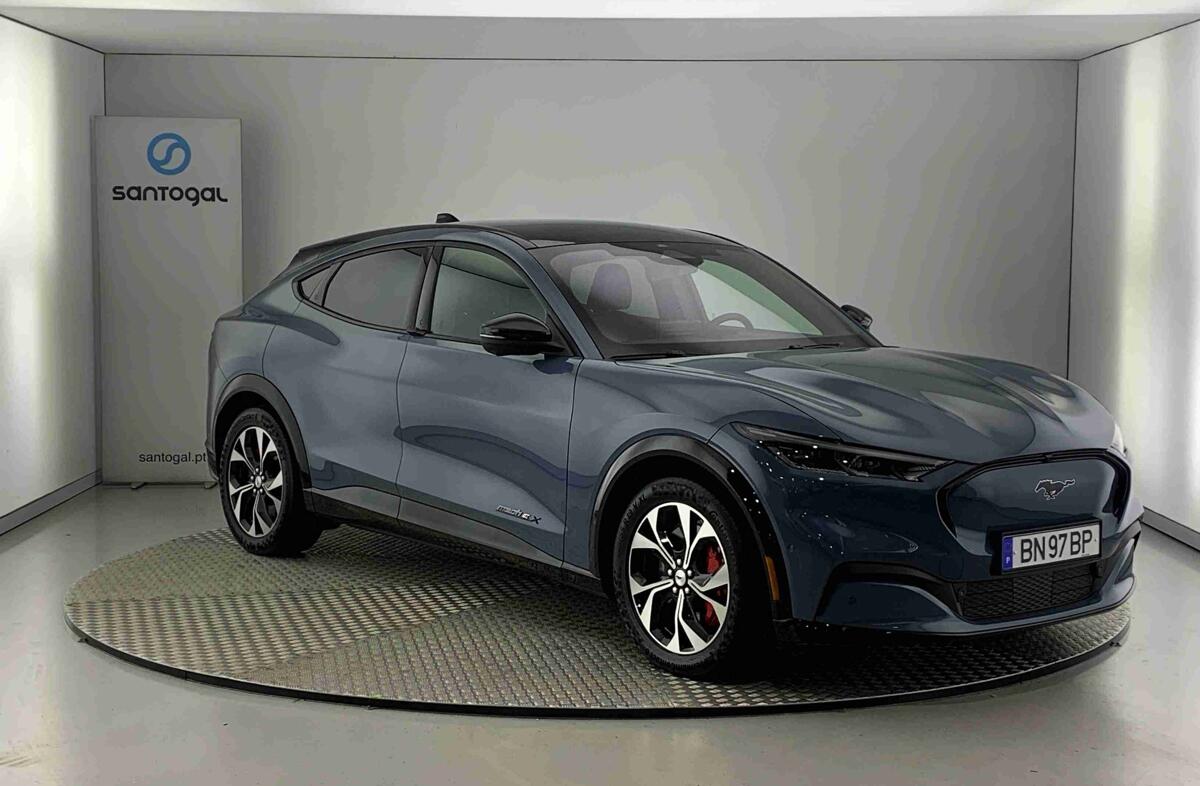 FORD Mustang Mach-E Premium