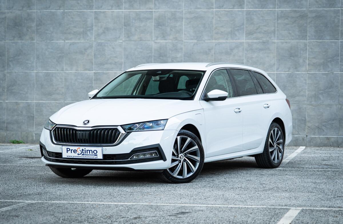SKODA Octavia 1.4 TSI iV Style DSG