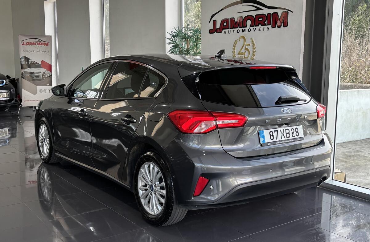 FORD Focus 1.5 TDCi EcoBlue Titanium