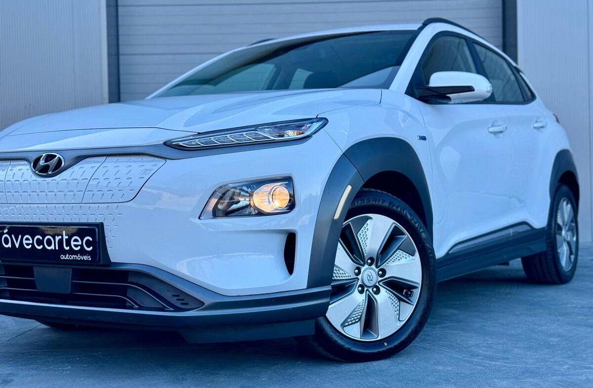 HYUNDAI Kauai EV 64 kWh Premium+LED