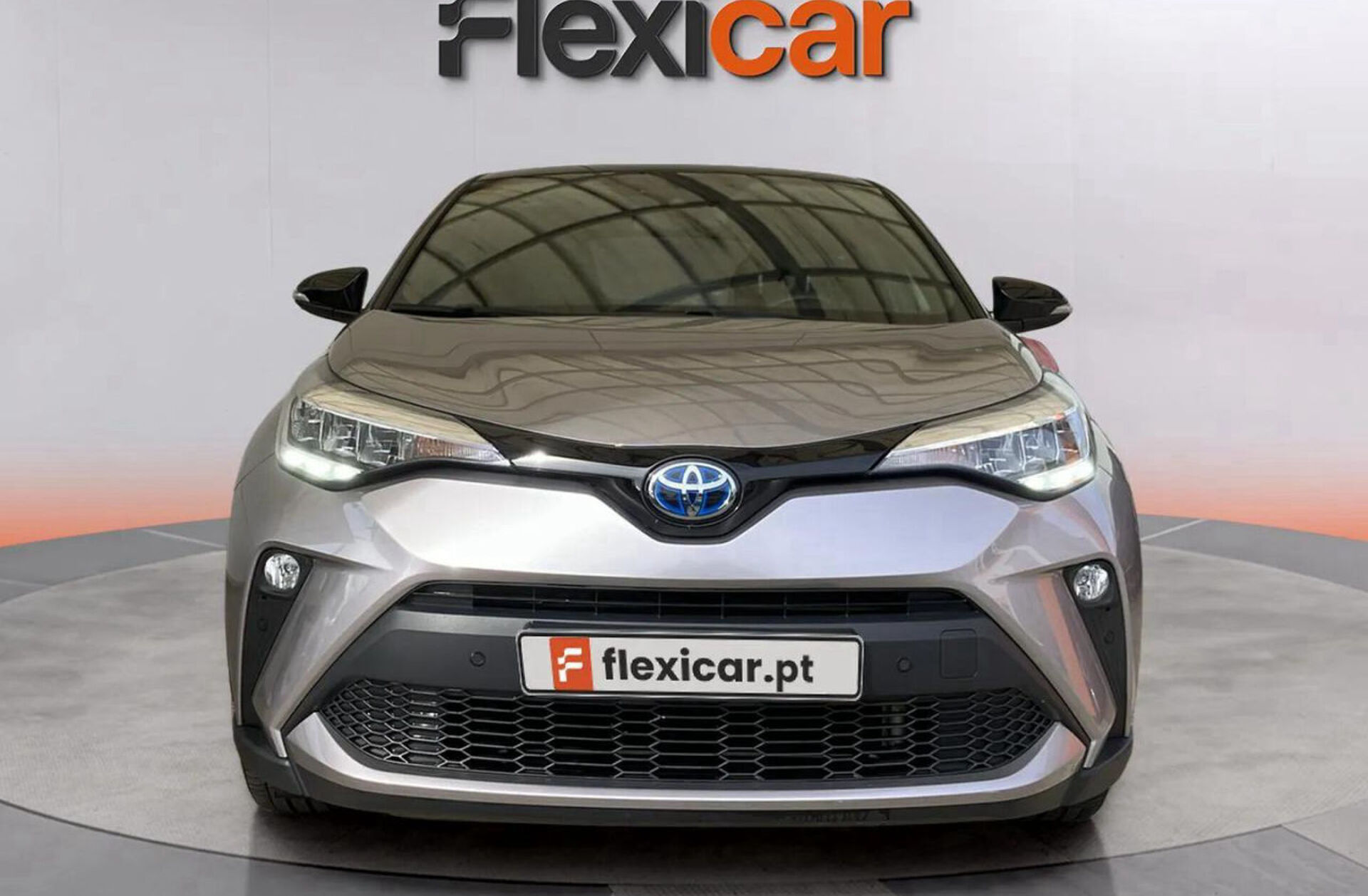 TOYOTA C-HR 2.0 Hybrid Square Collection