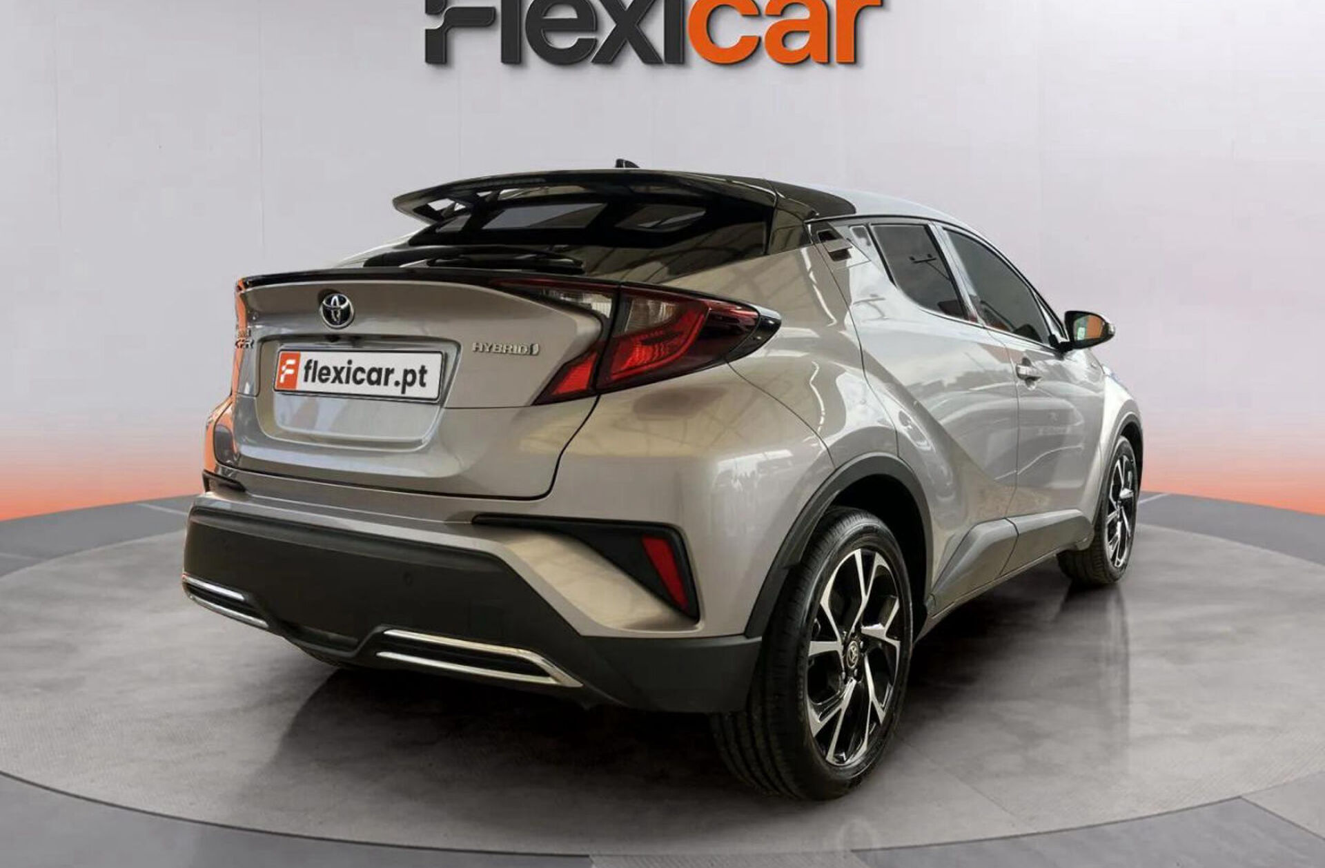 TOYOTA C-HR 2.0 Hybrid Square Collection