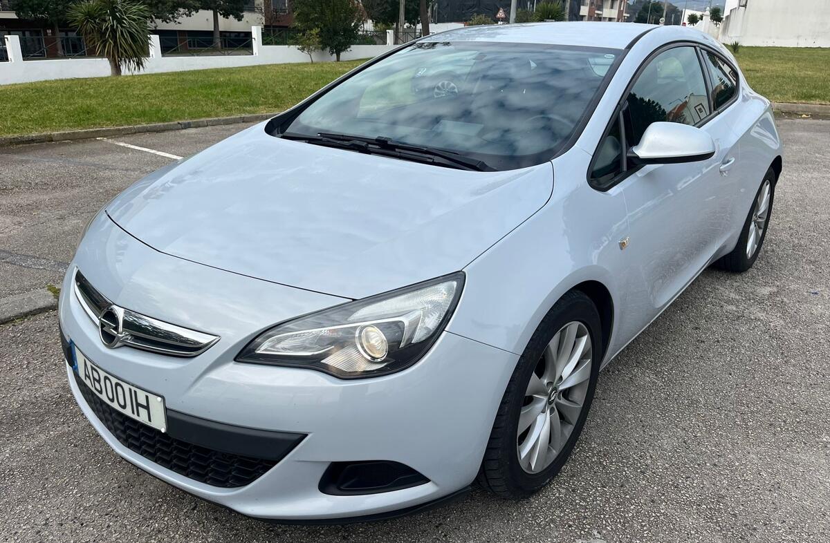 OPEL Astra 1.7 CDTi Executive