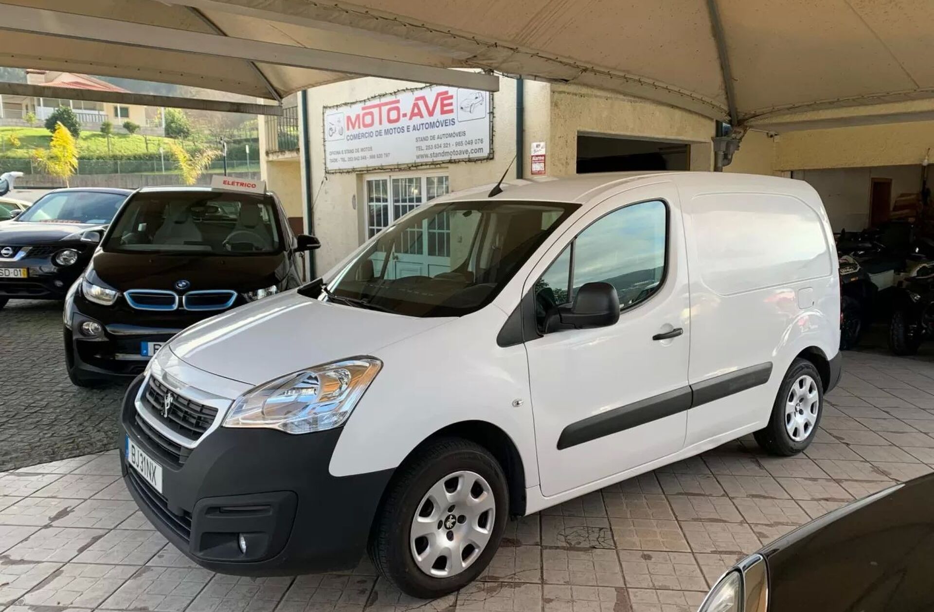 PEUGEOT Partner  Automática 1.6 BlueHDi