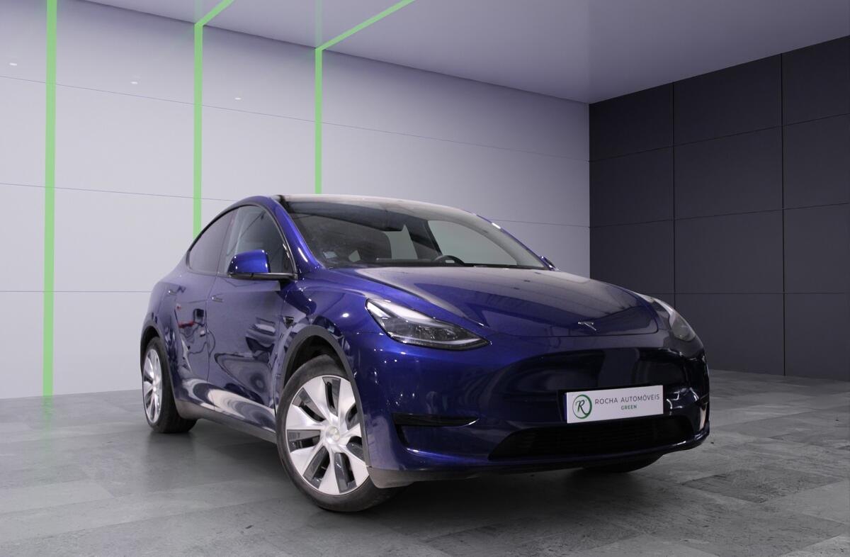 TESLA Model Y Tração Traseira