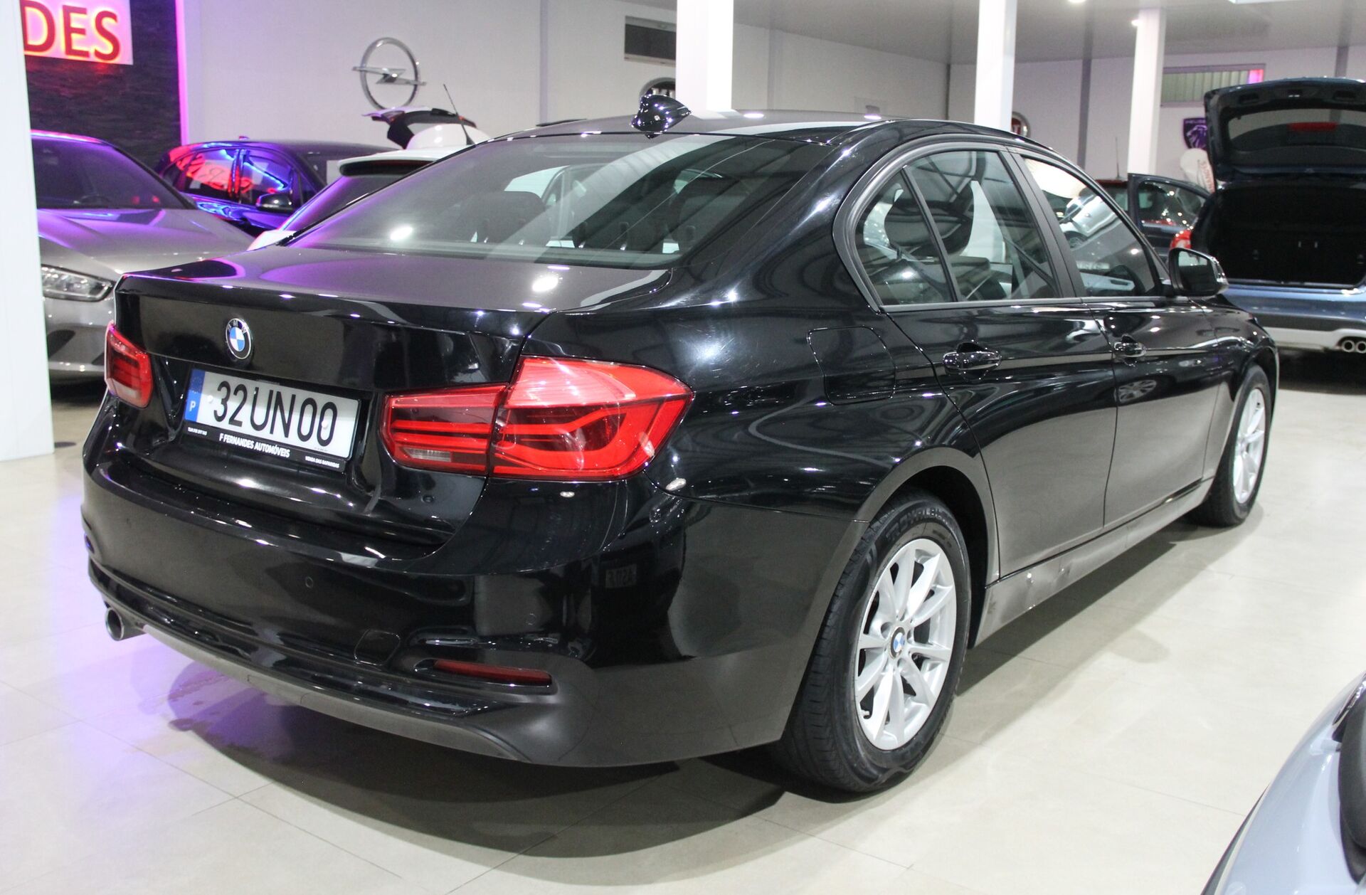 BMW Serie-3 318 d Touring Advantage