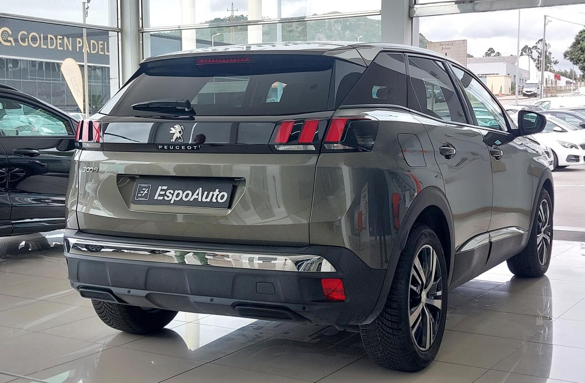 PEUGEOT 3008 1.5 BlueHDi Allure