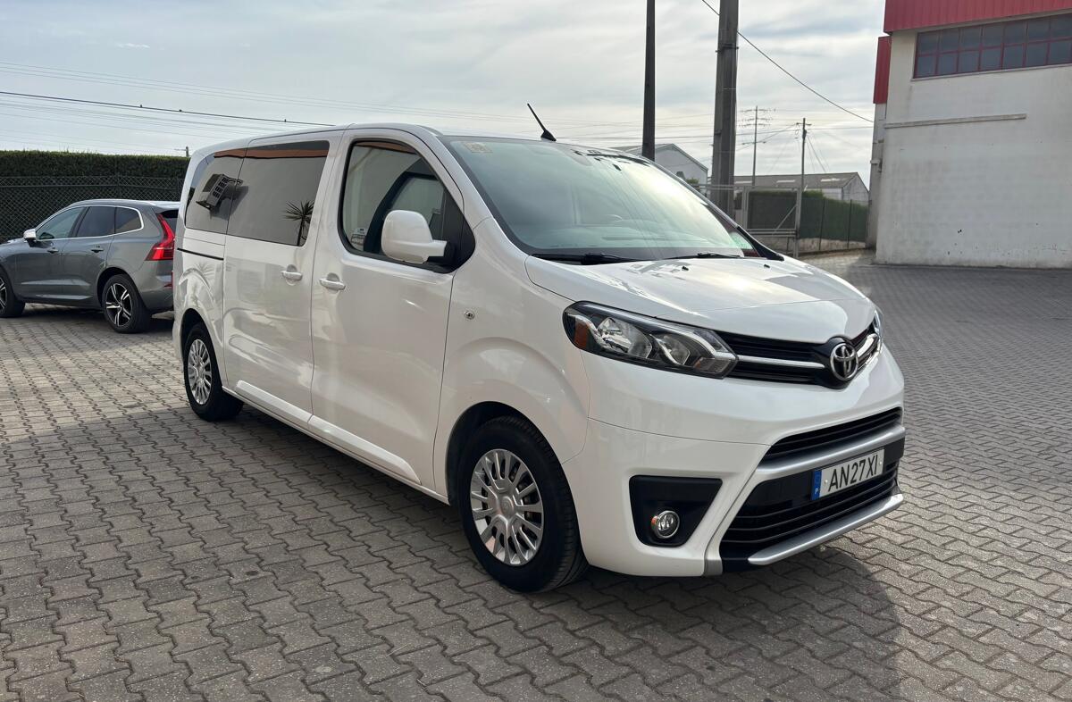 TOYOTA Proace Verso Proace 1.5 D-4D L2 1.2T Comfort 9L