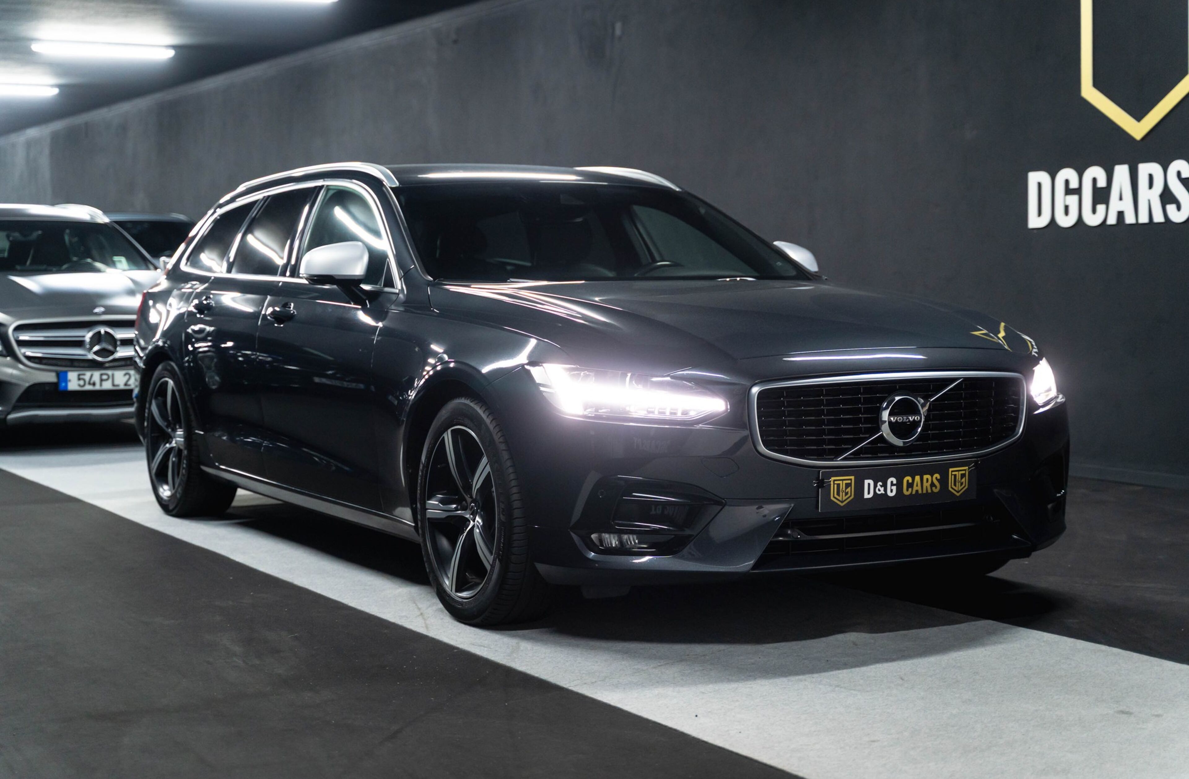 VOLVO V90 2.0 D4 R-Design Geartronic