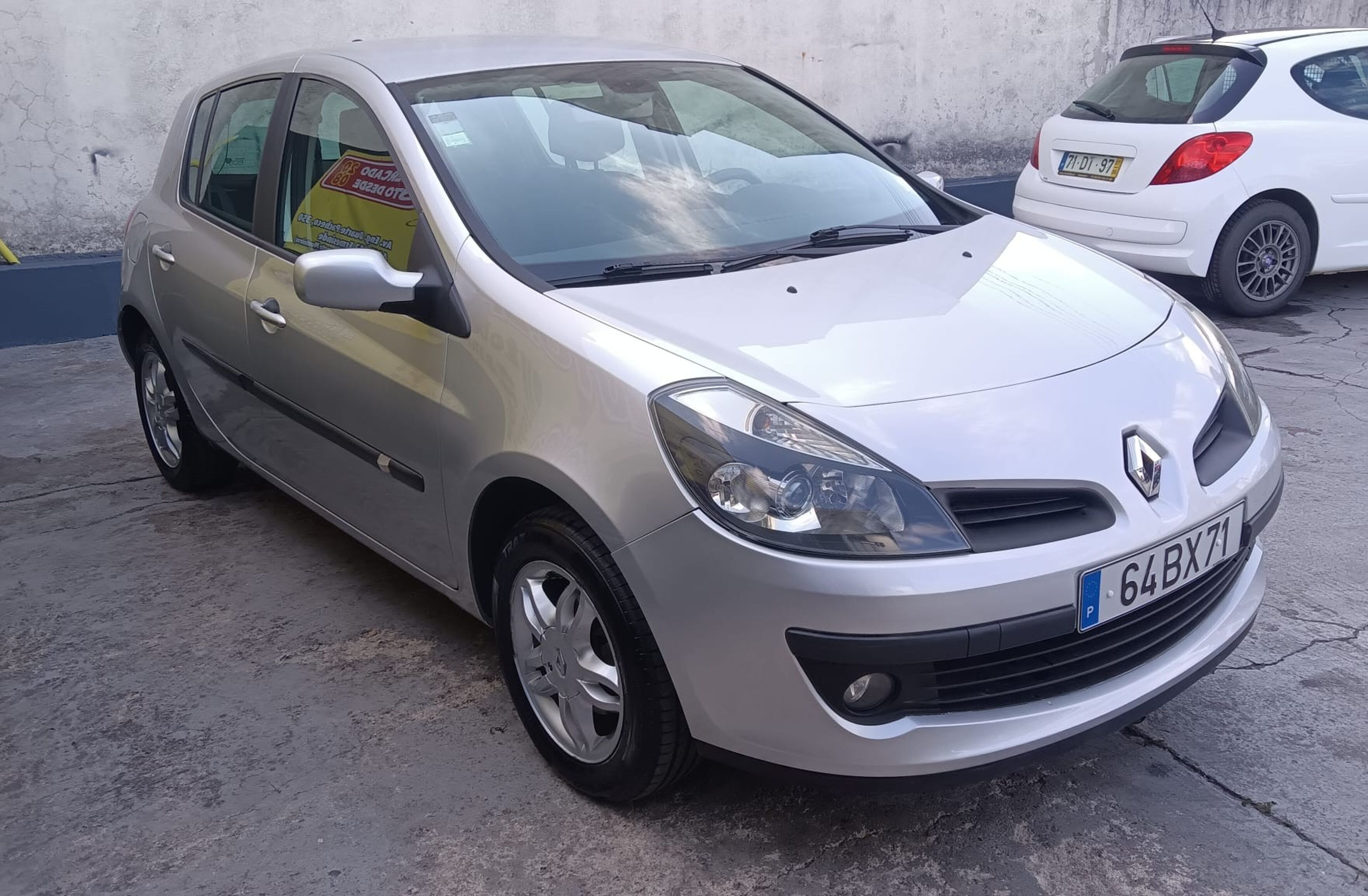RENAULT Clio 1.2 SE Storia