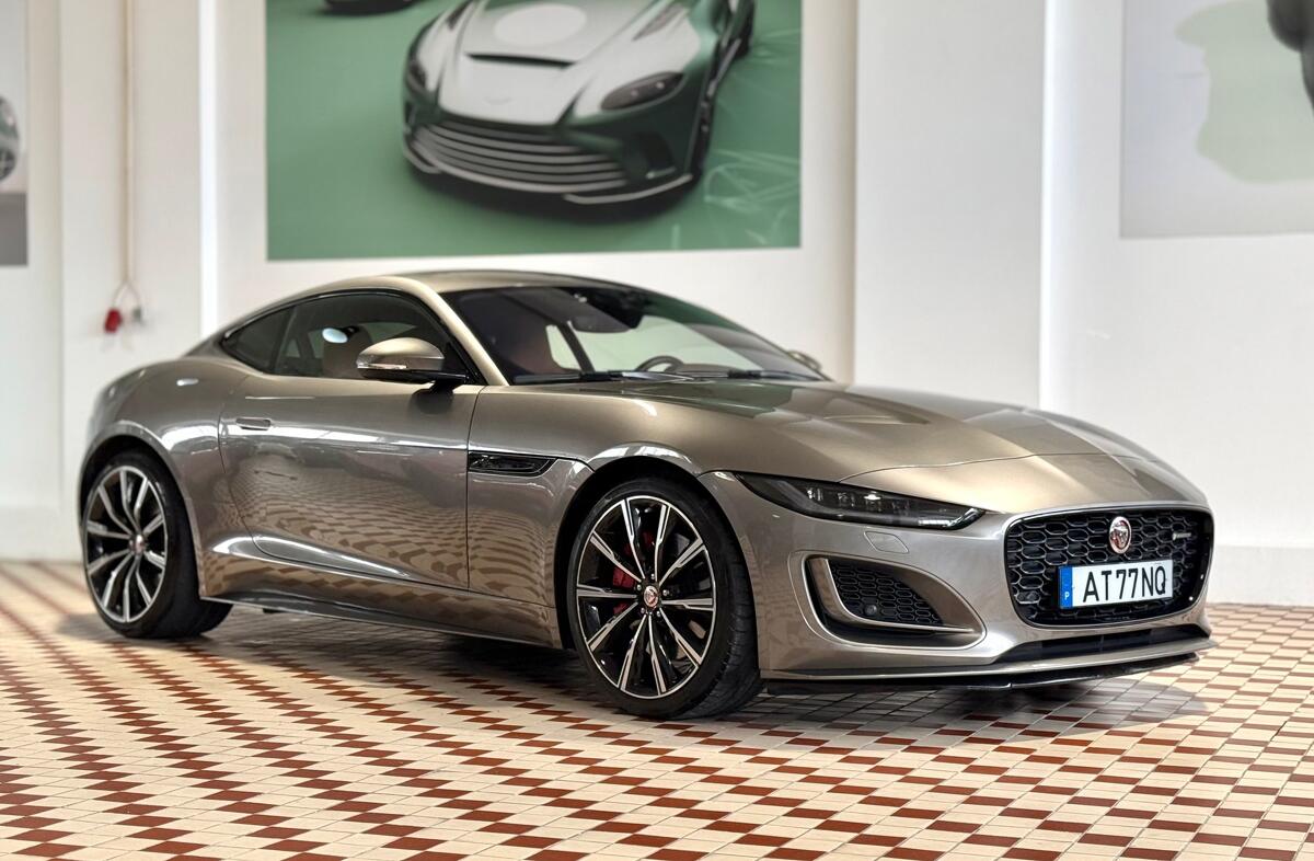 JAGUAR F-Type 2.0 i4 R-Dynamic