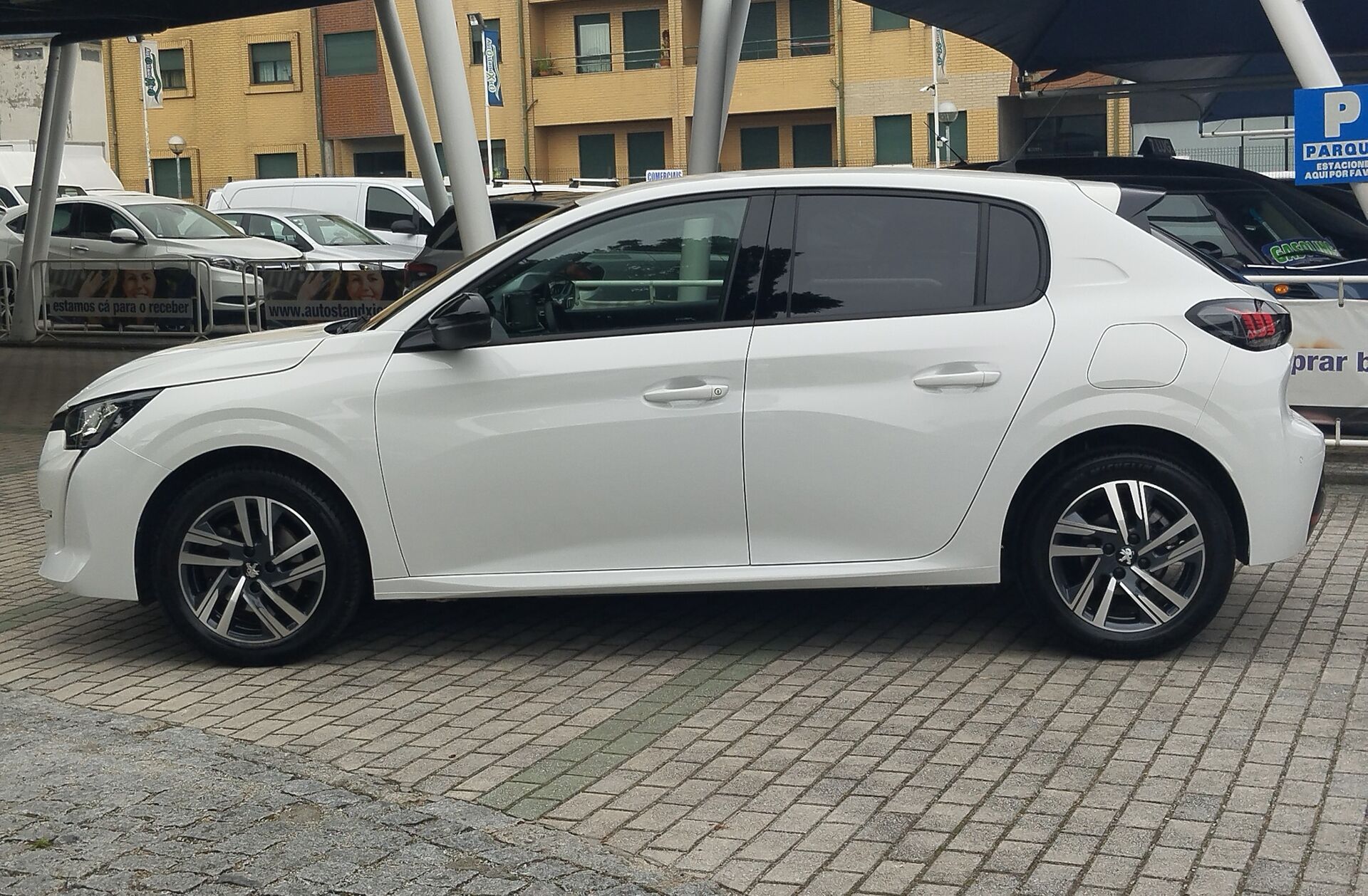 PEUGEOT 208 1.5 BlueHDi Active Pack