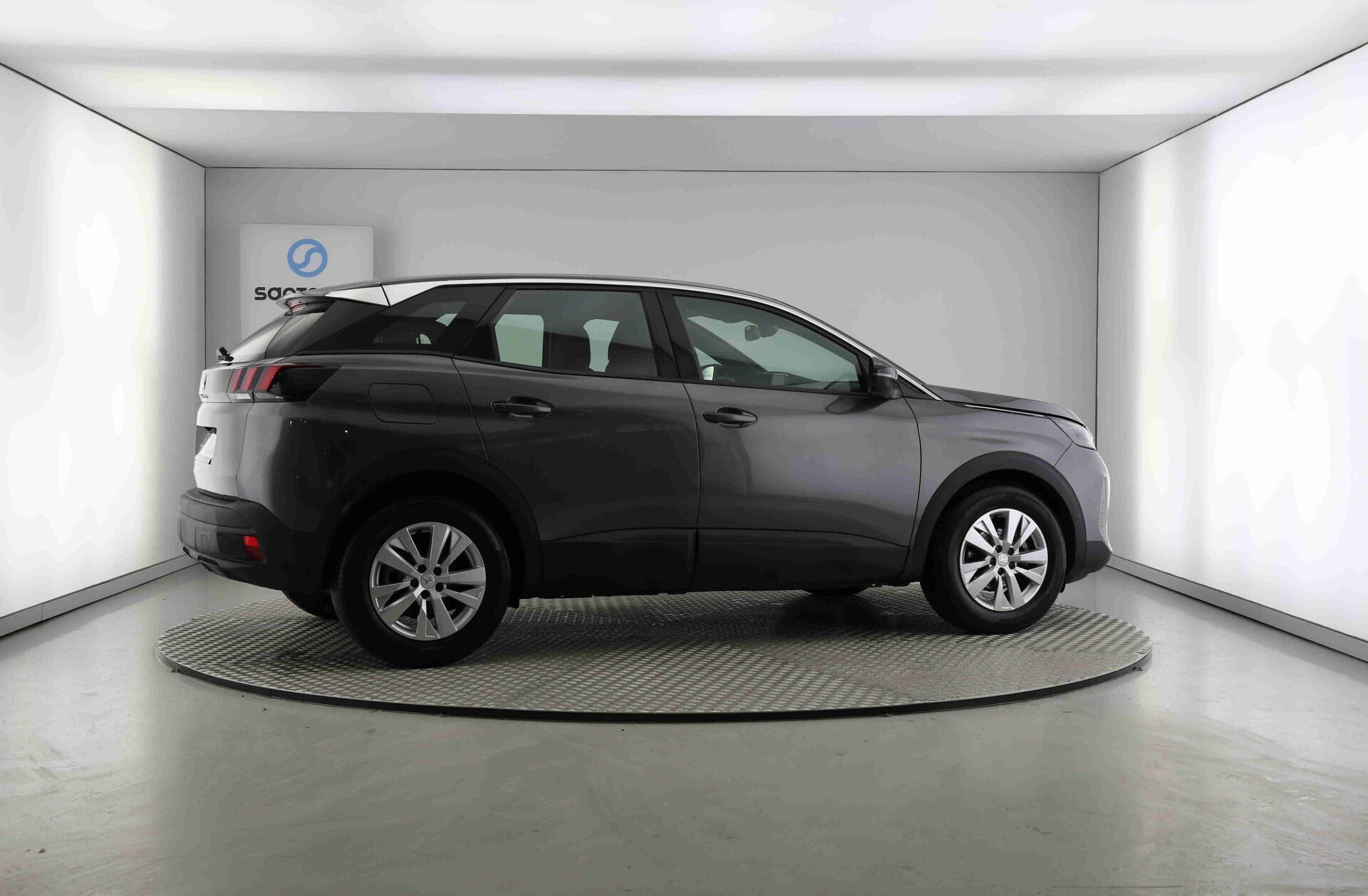 PEUGEOT 3008 1.2 PureTech Active Pack