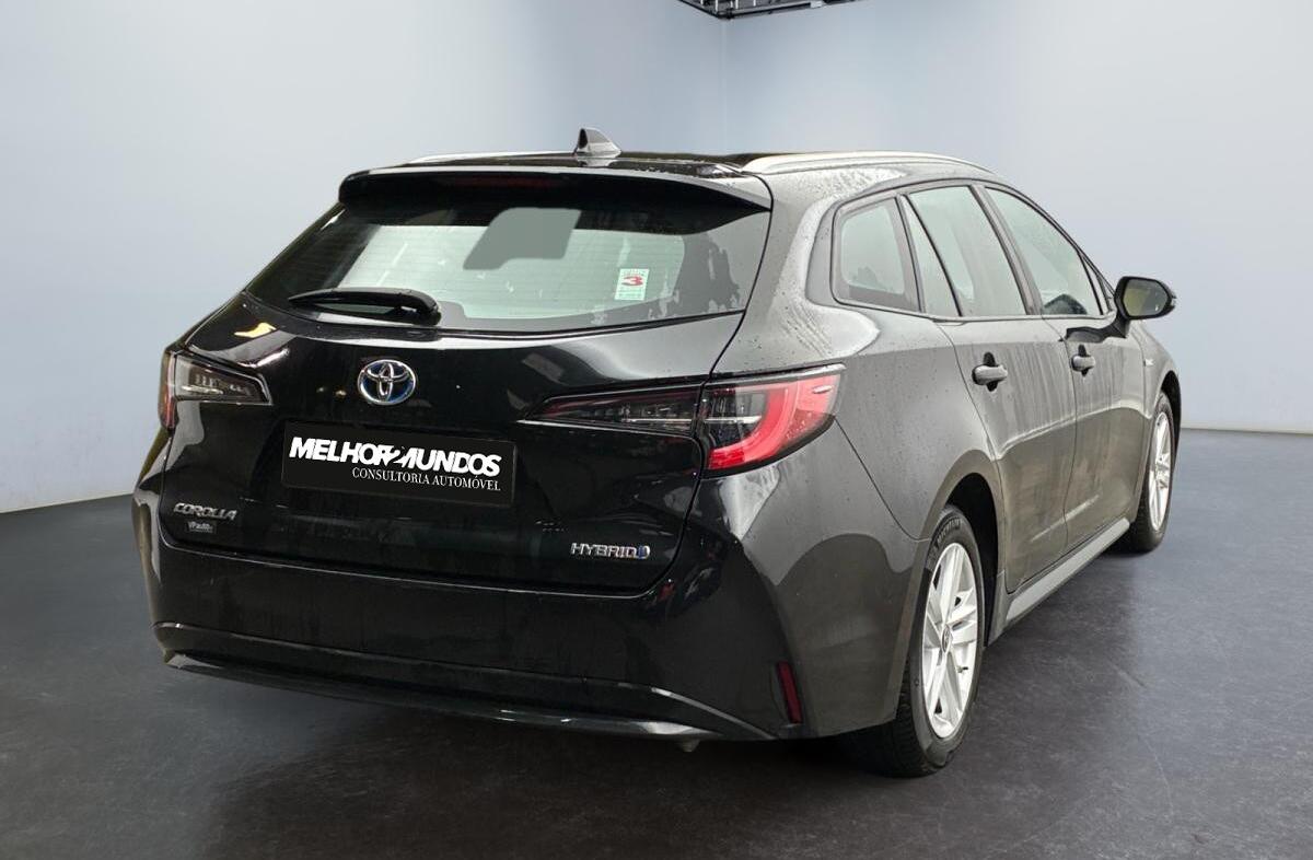 TOYOTA Corolla TS 1.8 Hybrid Trek