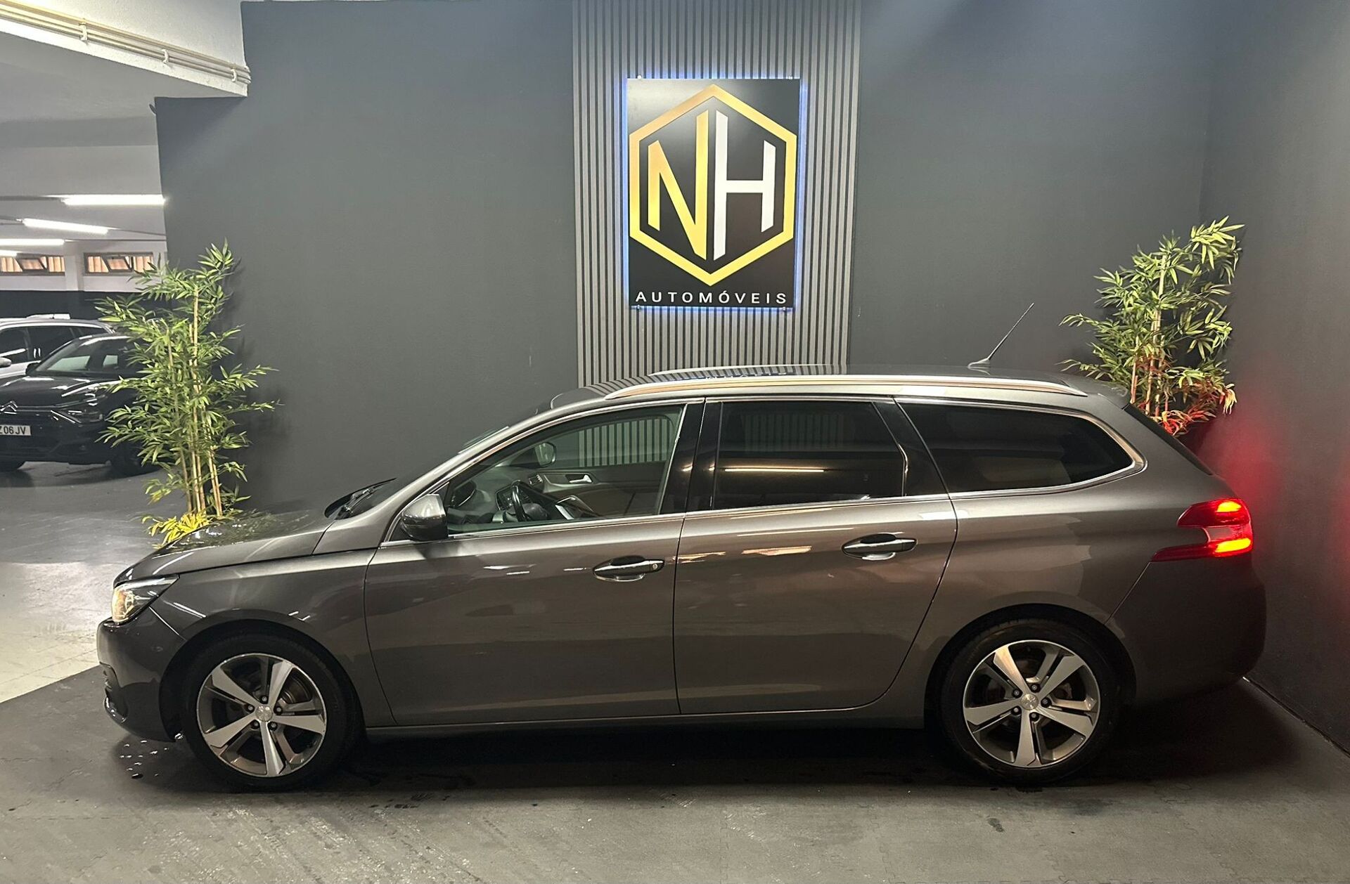 PEUGEOT 308 SW 1.2 PureTech Allure