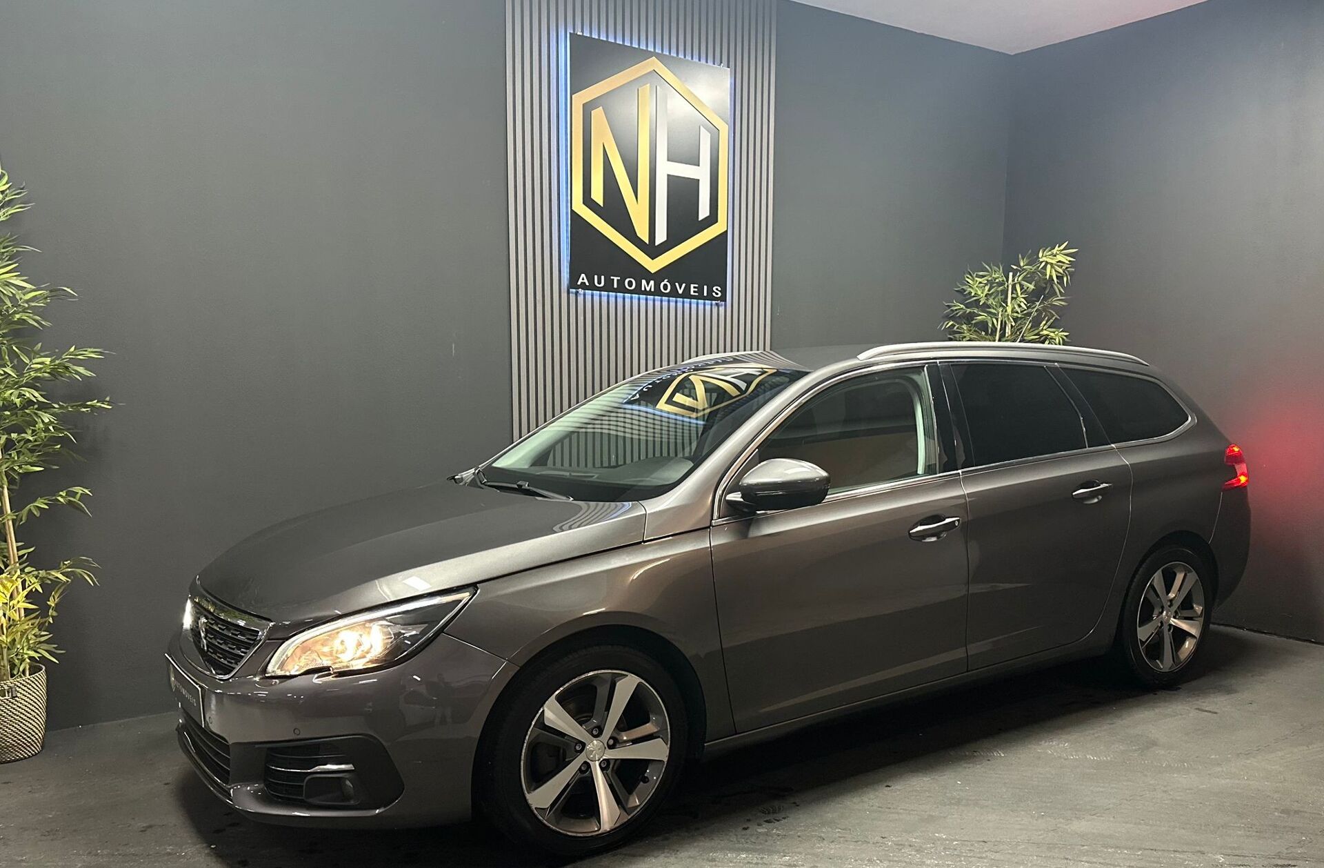 PEUGEOT 308 SW 1.2 PureTech Allure