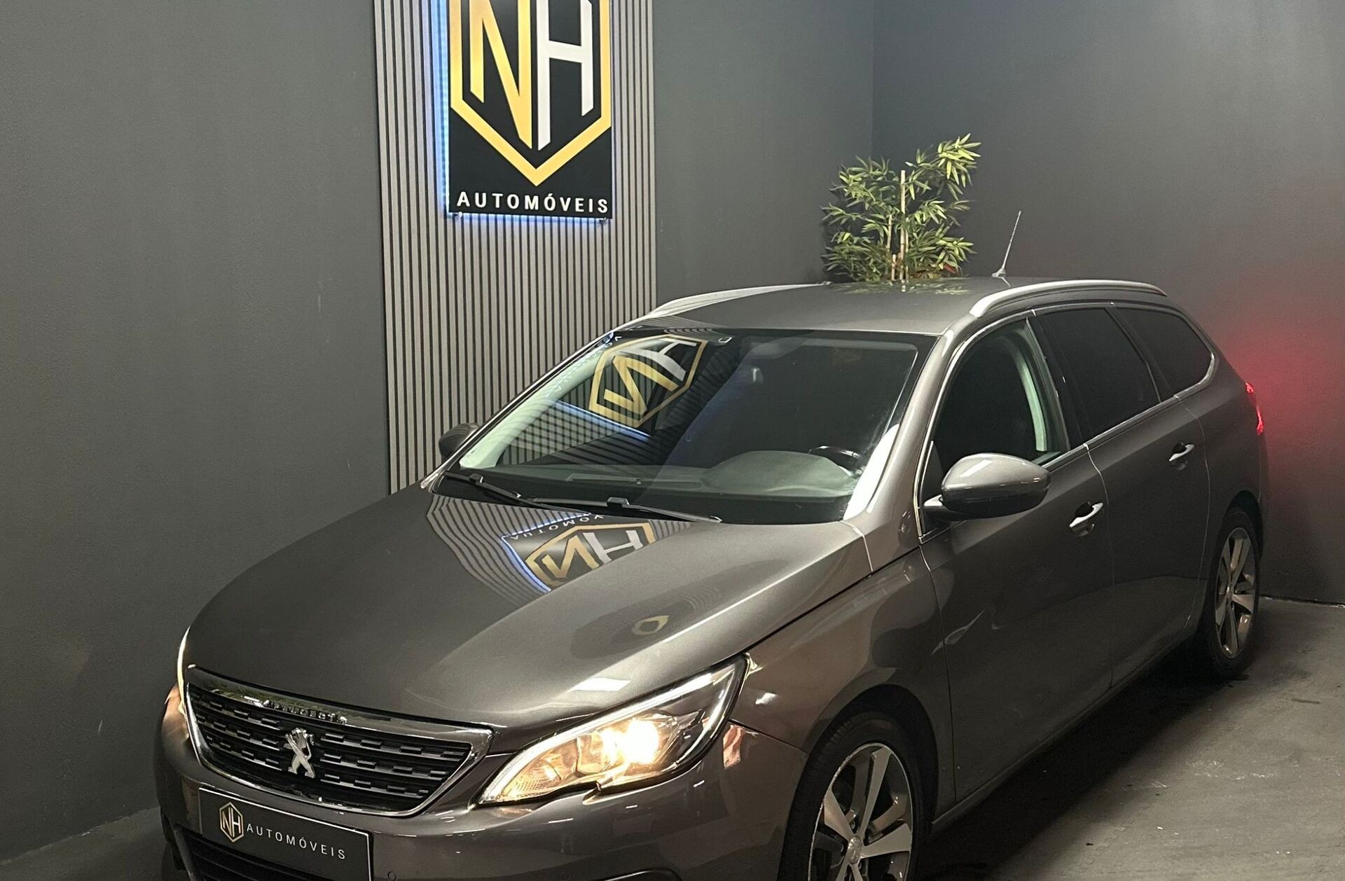 PEUGEOT 308 SW 1.2 PureTech Allure