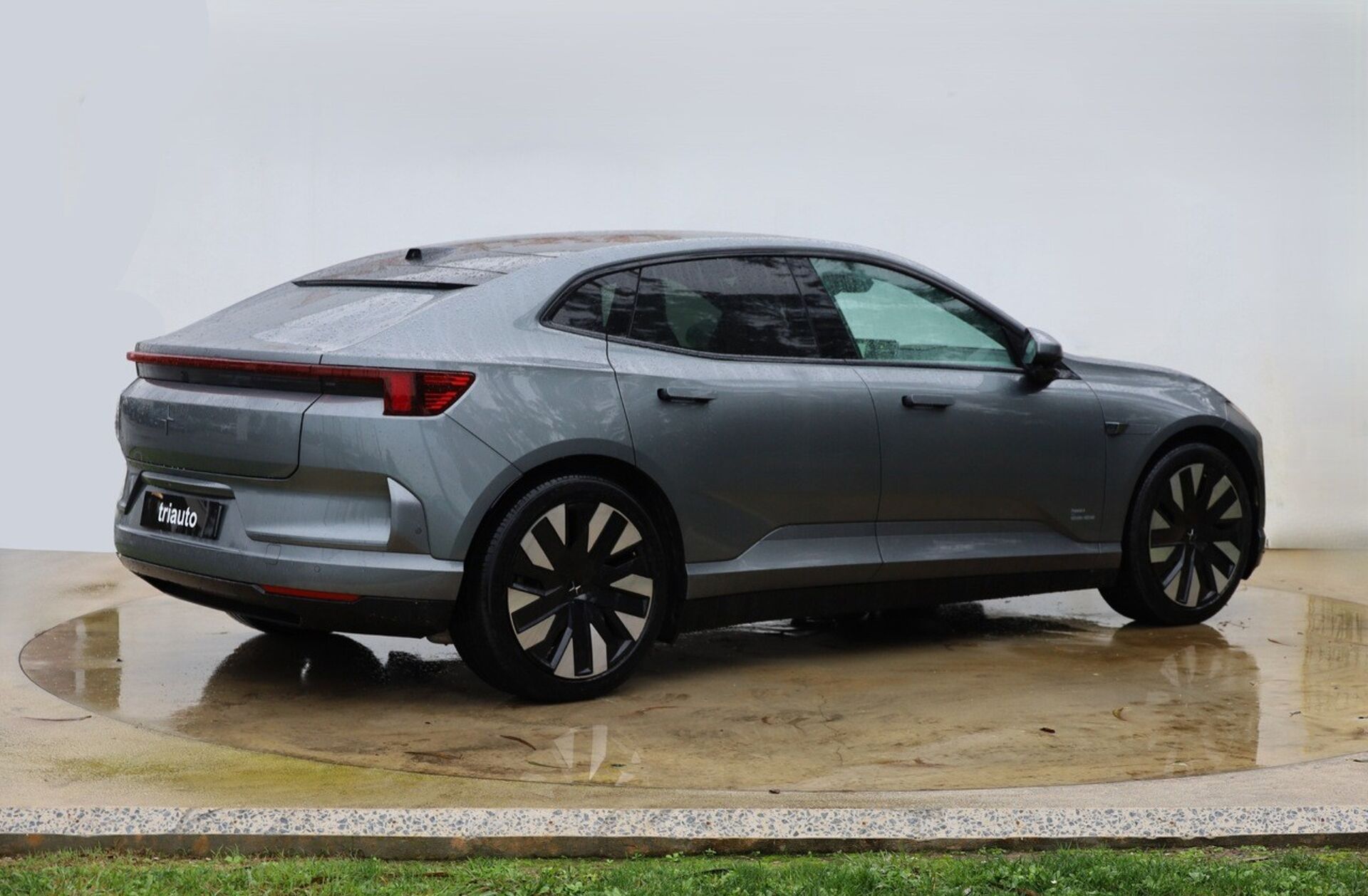 POLESTAR 4 Long Range 100 kWh Dual Motor