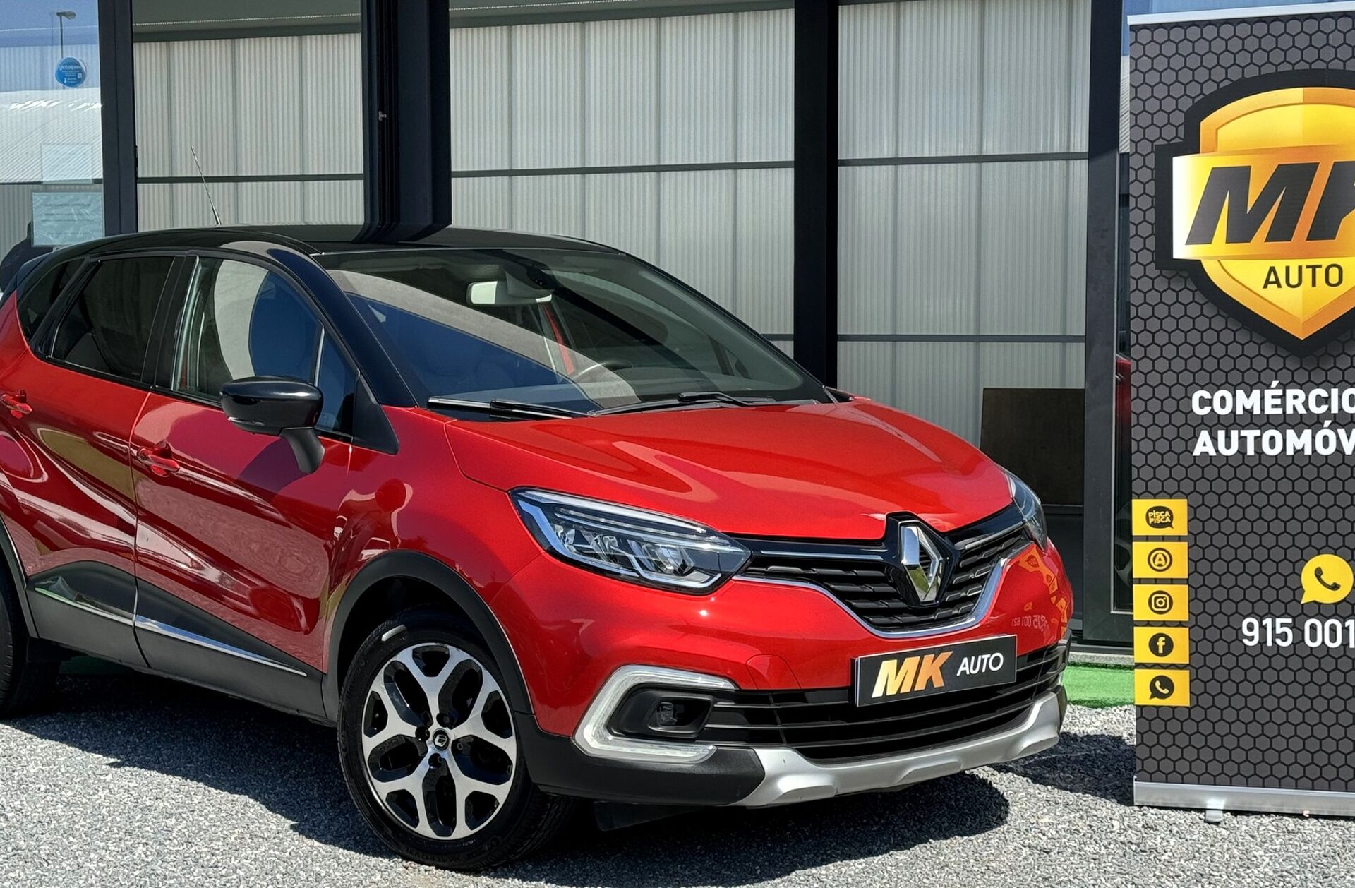 RENAULT Captur 0.9 TCe Exclusive