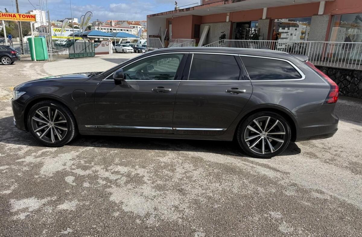 VOLVO V90 2.0 T6 PHEV Inscription AWD