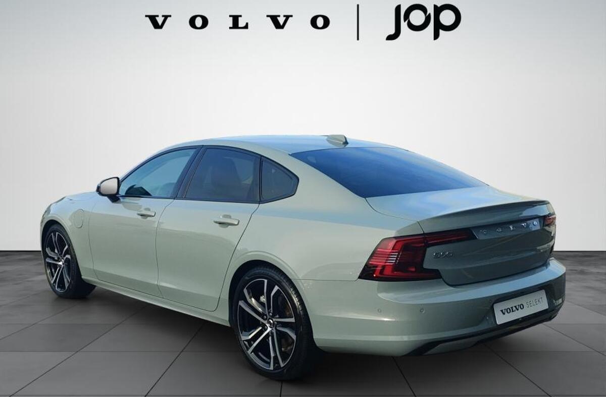 VOLVO S90 2.0 T8 PHEV Plus Dark AWD